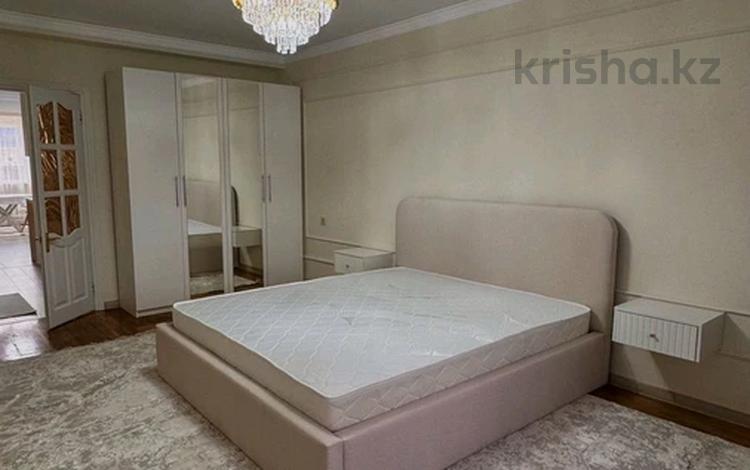 3-бөлмелі пәтер · 111 м² · 1/4 қабат, Джандосова 57, бағасы: 450 000 ₸ в Алматы, Ауэзовский р-н — фото 2