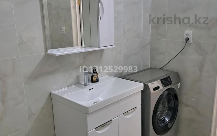 2-бөлмелі пәтер · 75 м² · 3/9 қабат, Пр. Толе би 118 — Президентский парк, бағасы: 300 000 ₸ в Таразе — фото 2