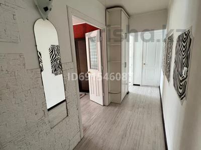 Аренда квартир в Астане: 2-комнатная квартира · 49 м² · 2/5 этаж · помесячно, Богенбай батыра 55/1 — Республикой за 190 000 〒 2-комнатная квартира · 49 м² · 2/5 этаж · помесячно, Богенбай батыра 55/1 — Республикой за 190 000 〒 в Астане, Сарыарка р-н