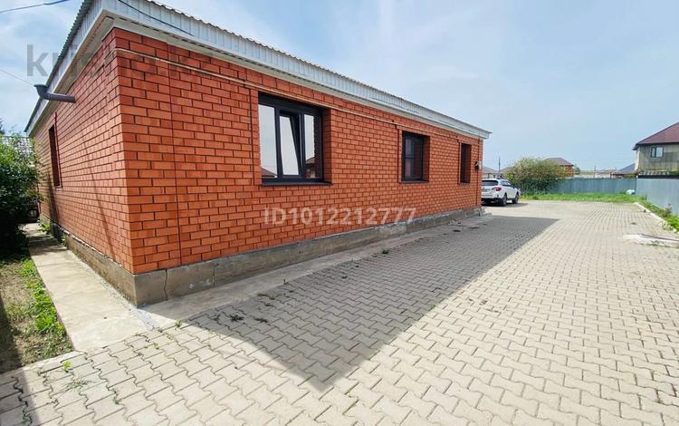 Отдельный дом · 3 комнаты · 134 м² · 8 сот., мкр 12 — 12 колцовой Аксункар СТО за 35 млн ₸ в Актобе — фото 2