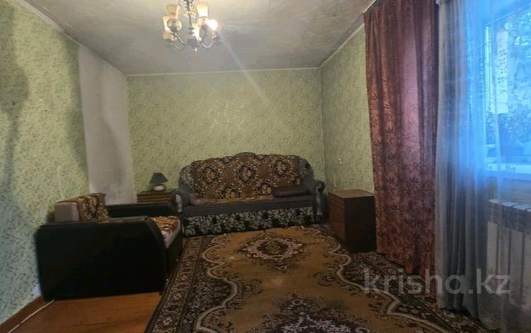 2-комнатная квартира · 55 м² · 1/2 этаж, Строительная за 40 000 ₸ в Семее — фото 2