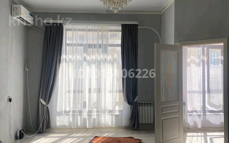 3-бөлмелі пәтер · 79.9 м² · 11/12 қабат, 16-ш/а. 50 — Берега, бағасы: 22 млн ₸ в Актау, 16-й мкр  — фото 2