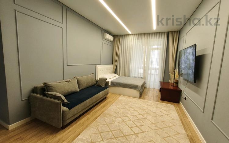 3-комнатная квартира · 100 м² · 1/8 этаж, Кабанбай батыра 60/9 за 800 000 ₸ в Астане, Есильский р-н — фото 2