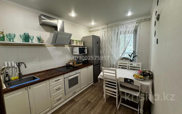 4-комнатная квартира · 78 м² · 2/5 этаж, Бекмаханова 39 — Естая-Бектурова за 39.5 млн 〒 в Павлодаре — фото 2