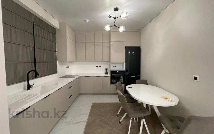 3-комнатная квартира · 110 м² · 9/21 этаж, Калдаякова 3 за 700 000 ₸ в Астане, Алматы р-н — фото 2