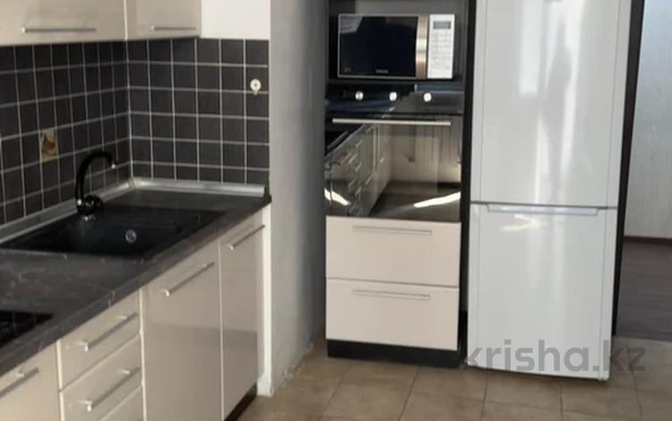 2-комнатная квартира · 78 м² · 2/16 этаж, Торайгырова за 55 млн ₸ в Алматы, Бостандыкский р-н — фото 2