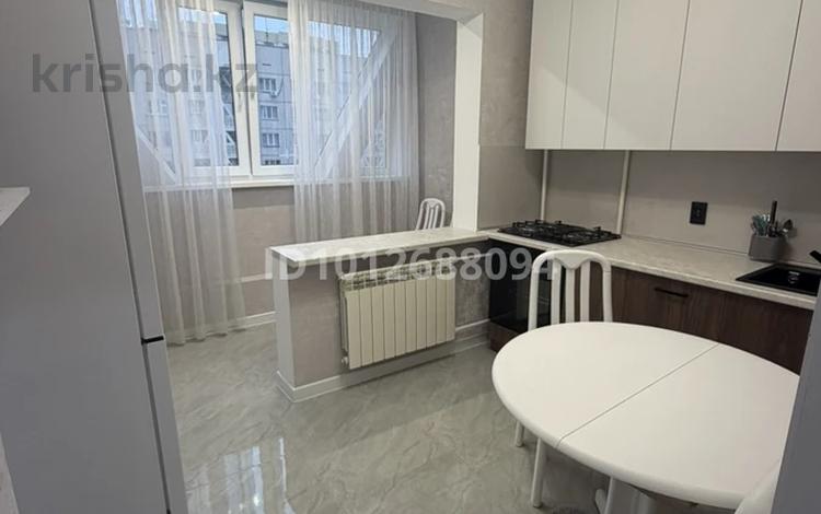 2-комнатная квартира · 60 м² · 6/9 этаж, мкр Алмагуль — Ул.Розыбакиева, Аль-Фараби за 400 000 ₸ в Алматы, Бостандыкский р-н — фото 2