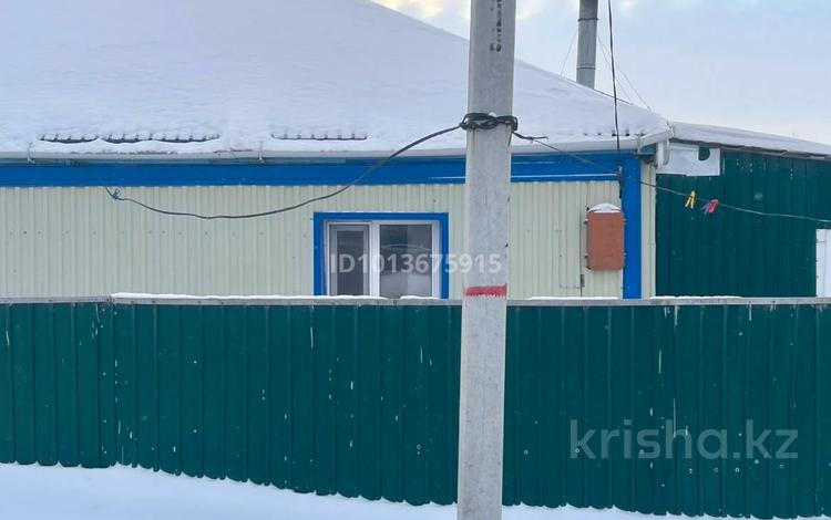 Отдельный дом · 3 комнаты · 52.8 м² · 6 сот., Гоголя 10 за 6 млн ₸ в Макинске — фото 2