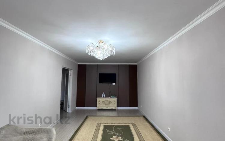 2-бөлмелі пәтер · 67 м² · 8/10 қабат, мкр. Алтын орда, ораз татеулы, бағасы: 24.5 млн ₸ в Актобе — фото 7