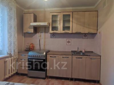 2-комнатная квартира · 54 м² · 2/5 этаж, мкр 8, Гришина за 17 млн ₸ в Актобе