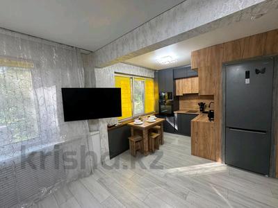 2-бөлмелі пәтер · 52 м² · 1/5 қабат, Бульвар Гагарина 19/1 — Виноградова и Грузинская, бағасы: 18 000 ₸ в Усть-Каменогорске, Ульбинский