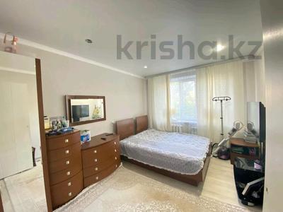 4-комнатная квартира · 82 м² · 3/9 этаж, мкр Кунаева 4 за 25 млн 〒 в Уральске