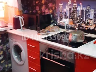 2-комнатная квартира · 45 м² · 3/5 этаж, Майкудук, Майкудук, мкр Восток-2 6 — Дом находиться напротив Ануара за 16 млн ₸ в Караганде, Алихана Бокейханова р-н