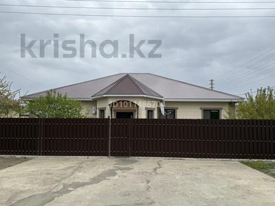 Отдельный дом · 5 комнат · 203 м² · 8 сот., мкр Балауса, Мустафа Озтюрк, 22 улица 46 за 50 млн ₸ в Атырау