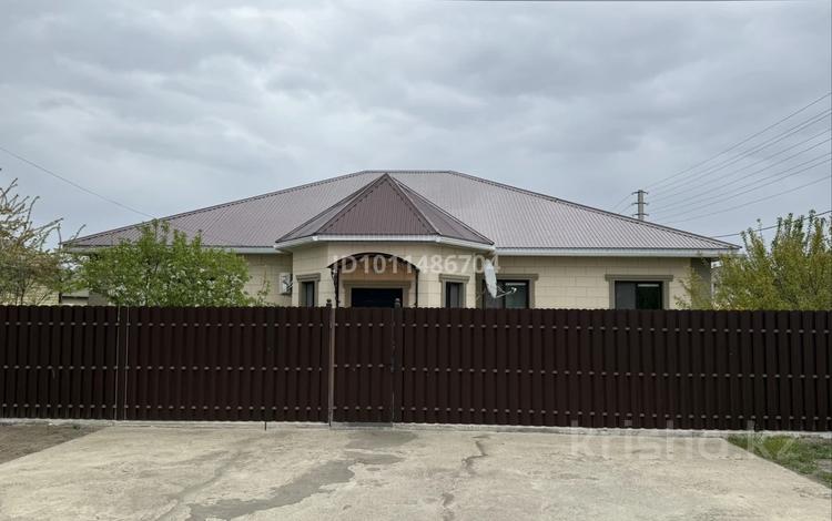 Отдельный дом · 5 комнат · 203 м² · 8 сот., мкр Балауса, Мустафа Озтюрк, 22 улица 46 за 50 млн ₸ в Атырау — фото 2