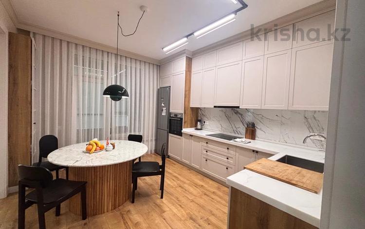 3-комнатная квартира · 141.7 м² · 9/9 этаж, Туран 5 — НА ДОЛГИЙ СРОК за 950 000 ₸ в Астане, Нура р-н — фото 5