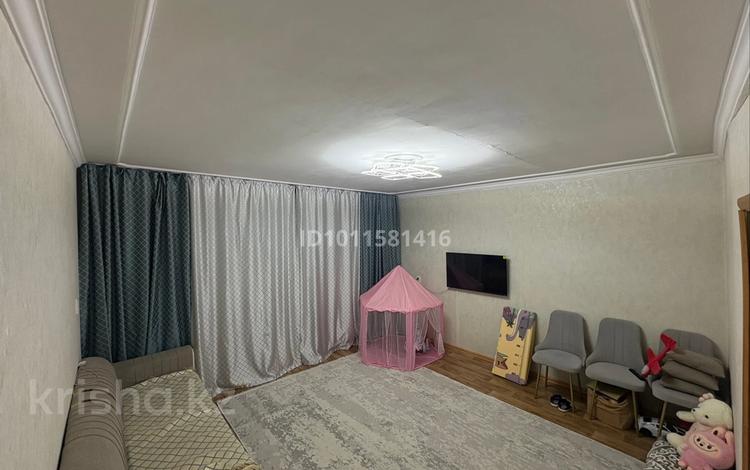 1-бөлмелі пәтер · 40 м² · 2/9 қабат, Синицына 11, бағасы: 15.5 млн ₸ в Семее — фото 2