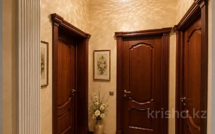 3-комнатная квартира · 155 м² · 3/4 этаж, Мирас 53–64 за 205 млн ₸ в Алматы, Бостандыкский р-н — фото 2
