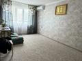 3-бөлмелі пәтер · 60 м² · 1/5 қабат, Ихсанова 87 — 21 школа, бағасы: 18 млн ₸ в Уральске, мкр Школьник