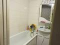 3-бөлмелі пәтер · 60 м² · 1/5 қабат, Ихсанова 87 — 21 школа, бағасы: 18 млн ₸ в Уральске, мкр Школьник — фото 5