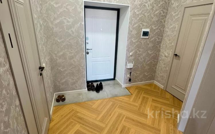1-бөлмелі пәтер · 53.6 м² · 7/8 қабат, Алтын орда ш/а., бағасы: 27 млн ₸ в Актобе, мкр. Алтын орда — фото 2