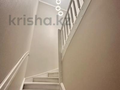 5-комнатная квартира · 160 м² · 5/6 этаж, Таулсиздик за 53 млн 〒 в Актобе