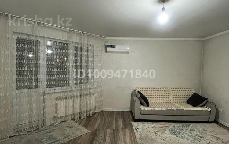 2-комнатная квартира · 70 м² · 8/12 этаж, мкр Нуркент, Алгабас-1 62 — Рыскулова-Момышулы за 250 000 ₸ в Алматы, Алатауский р-н — фото 2