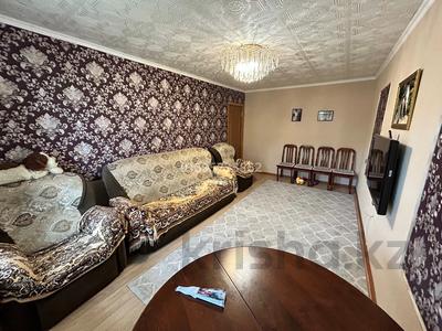 3-комнатная квартира · 64 м² · 3/5 этаж, Майкудук, 18й микрорайон 25 за 19.5 млн 〒 в Караганде, Алихана Бокейханова р-н