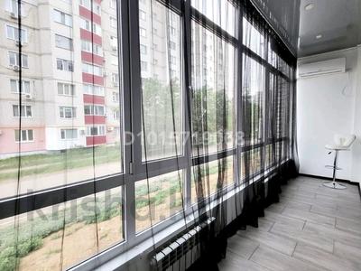 1-бөлмелі пәтер · 55 м² · 1/5 қабат, Жаңа орда ш/а. 3/3 — проспект Абулхайр хана, бағасы: 250 000 ₸ в Уральске, мкр Жана Орда