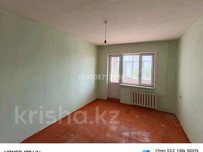 2-бөлмелі пәтер · 46.8 м² · 2/4 қабат, А.акымбеков — Между входом в дом находится хоз товар, бағасы: 9 млн ₸ в Арыси