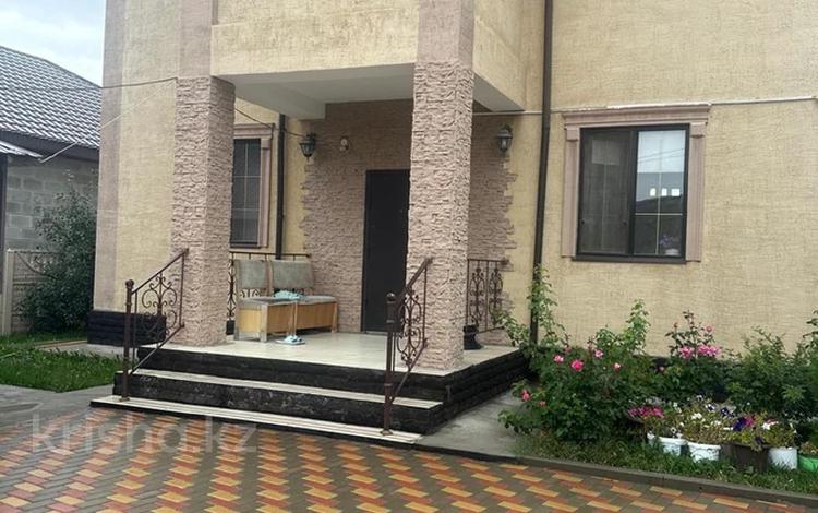 Үйдің бір бөлігі · 6 бөлме · 250 м² · 10 жүзд., Жилгородок ш/а., Кутуева 17/2 — Есетбатыр, бағасы: 70 млн ₸ в Актобе, мкр Жилгородок — фото 2
