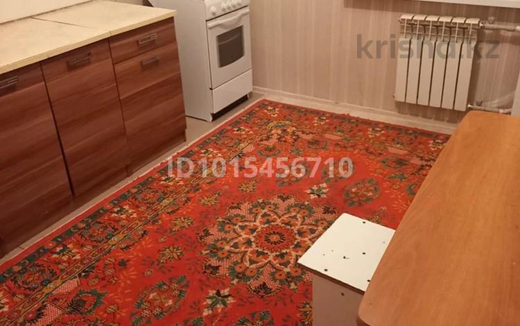 1-комнатная квартира · 38 м² · 1/5 этаж, 34-й мкр 6 за 13 млн ₸ в Актау — фото 2