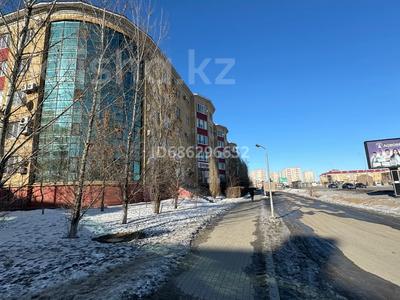 2-бөлмелі пәтер · 104 м² · 1/5 қабат, мкр. Алтын орда, Батыс 2 мкр, бағасы: 45 млн ₸ в Актобе