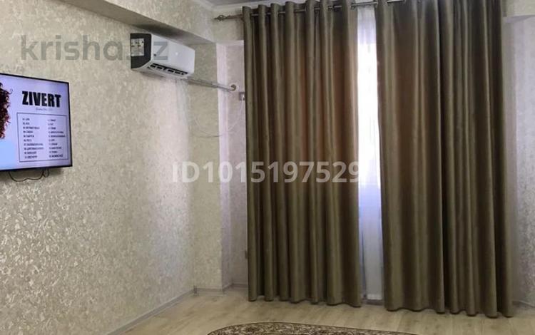 2-бөлмелі пәтер · 60 м² · 1/10 қабат, 16-ш/а. 33/8, 63, 63/1, 63/2 — 16 микрорайон, дом 63/1, бағасы: 18.5 млн ₸ в Актау, 16-й мкр  — фото 2