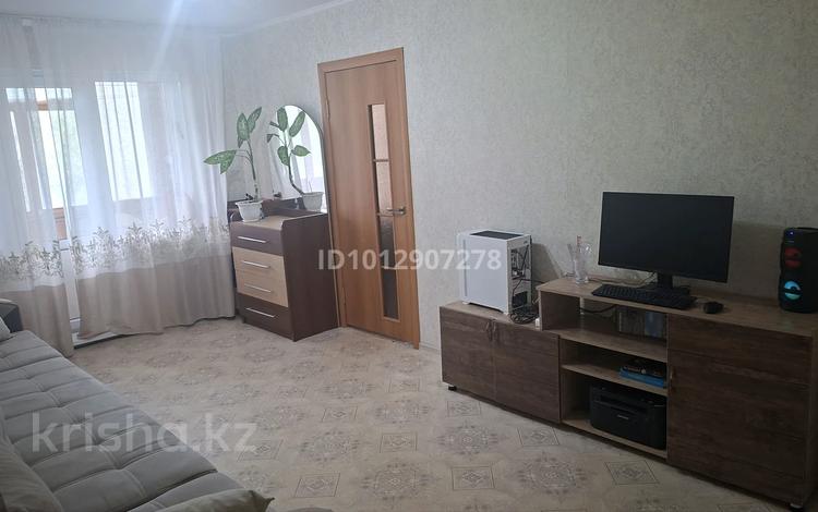 3-бөлмелі пәтер · 57 м² · 3/5 қабат, Абая 90, бағасы: 12 млн ₸ в Темиртау — фото 2