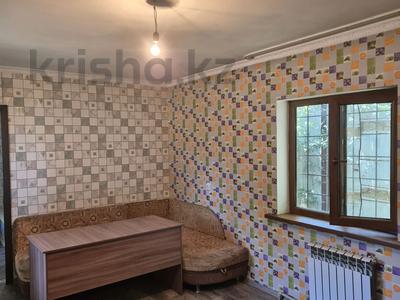 Отдельный дом · 2 комнаты · 65 м² · 1 сот., Райымбека — 19ый километр за 120 000 ₸ в 