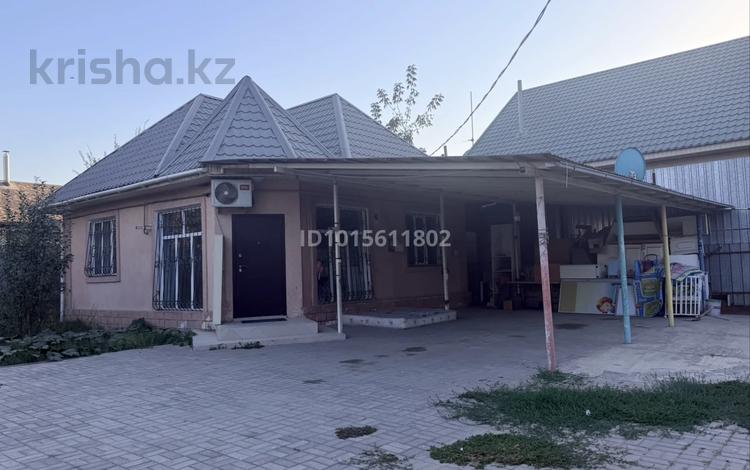 Отдельный дом · 2 комнаты · 70 м² · 8 сот., мкр Акбулак — Сергазина за 360 000 ₸ в Алматы, Алатауский р-н — фото 2