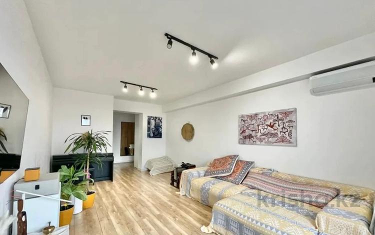 2-комнатная квартира · 80 м² · 11/12 этаж, мкр Аксай-1, Райымбека за 40 млн ₸ в Алматы, Ауэзовский р-н — фото 17