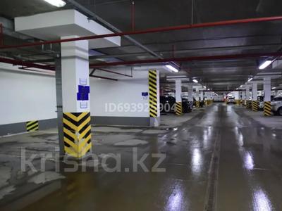 Паркинг • Туркестан 18 за 1.8 млн 〒 в Астане, Есильский р-н