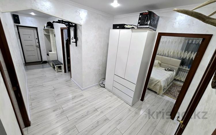 3-бөлмелі пәтер · 67 м² · 5/5 қабат, Абая 81, бағасы: 19.5 млн ₸ в Жезказгане — фото 2