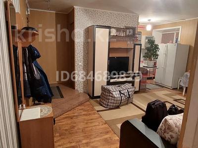 2 комнаты, 38.6 м², Камзина 100 за 40 000 〒 в Павлодаре