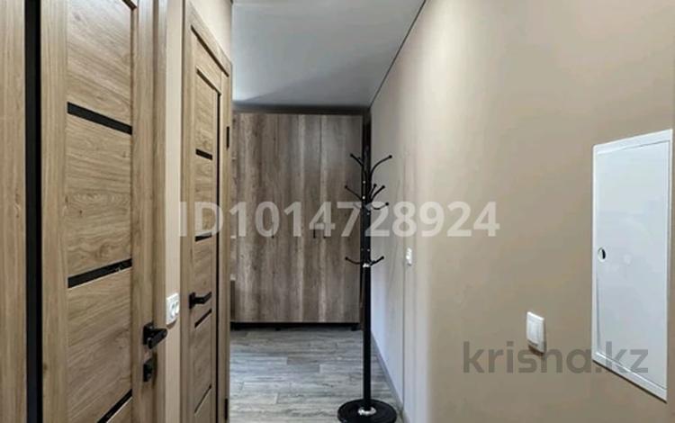 1-комнатная квартира · 32 м² · 2/5 этаж, Потанина 13 за 165 000 ₸ в Усть-Каменогорске — фото 2