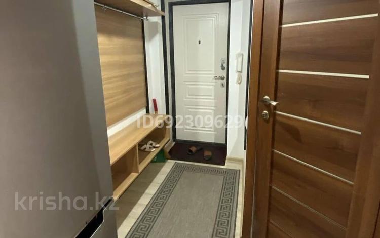 3-комнатная квартира, 58 м², 5/5 этаж, Жансугурова 78 за 16.5 млн 〒 в Талдыкоргане, Каратал — фото 2