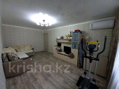 3-комнатная квартира, 65 м², 6/9 этаж, абая за 28 млн 〒 в Петропавловске