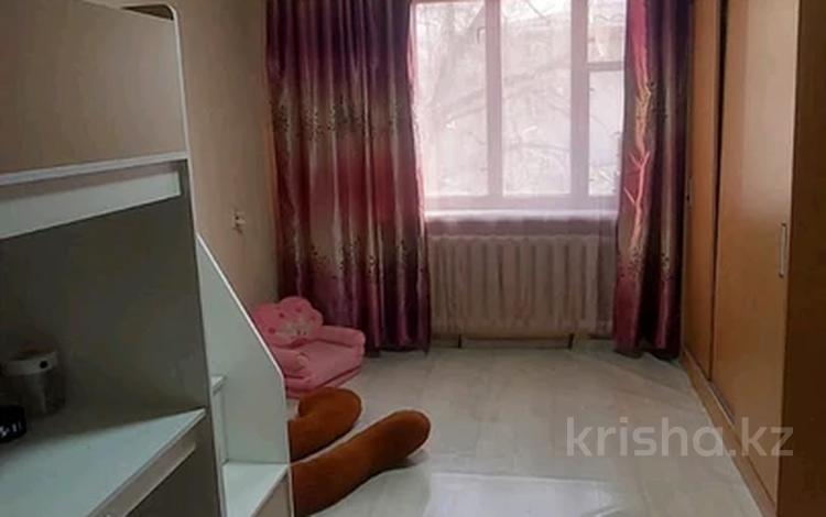 4-комнатная квартира · 81 м² · 3/3 этаж, мкр Акжар, Даулеткерея за 40.5 млн ₸ в Алматы, Наурызбайский р-н — фото 2