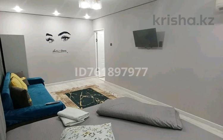 1-бөлмелі пәтер · 40 м² · 3/4 қабат, Аскарова 30 — Мангельдина, бағасы: 12 000 ₸ в Шымкенте, Туран р-н — фото 2