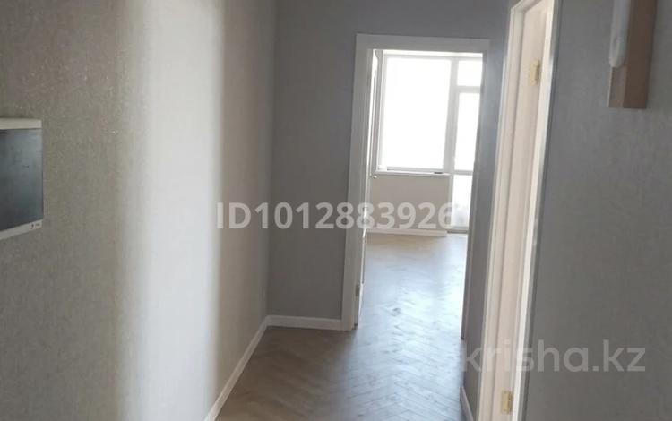 3-бөлмелі пәтер · 71 м² · 12/13 қабат, Байтурсынова 61, бағасы: 42 млн ₸ в Астане, Сарайшык р-н — фото 2