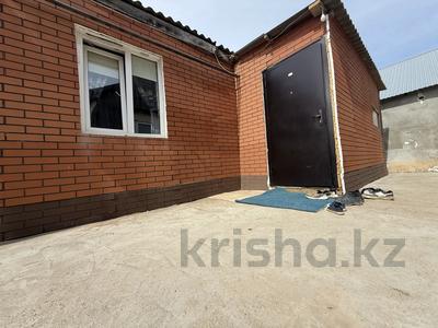 Отдельный дом · 4 комнаты · 100 м² · 3 сот., мкр Жана Орда, Самал 111 за 17.5 млн ₸ в Уральске