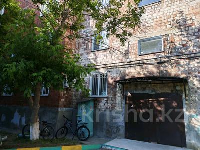 3-бөлмелі пәтер · 72 м² · 2/4 қабат, Ауэзова 9б — 1 мкр, бағасы: 20 млн ₸ в Аксу