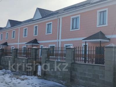 Отдельный дом • 4 комнаты • 172.4 м² • 7 сот., мкр Самал 13 за 42 млн 〒 в Атырау, мкр Самал